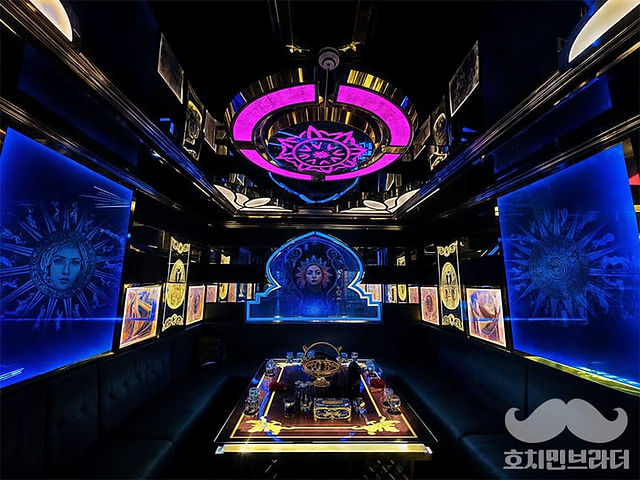 93KTV Room 4