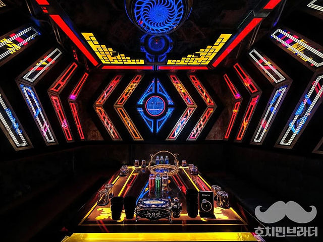 93KTV Room 11