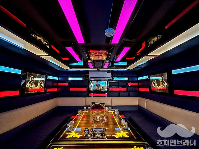 93KTV Room 8