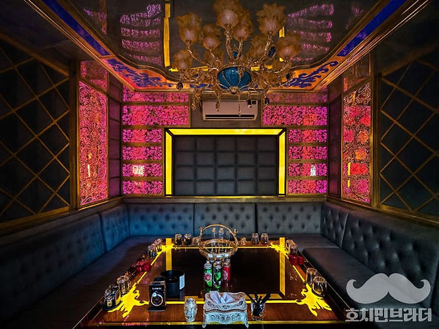 93KTV Room 10